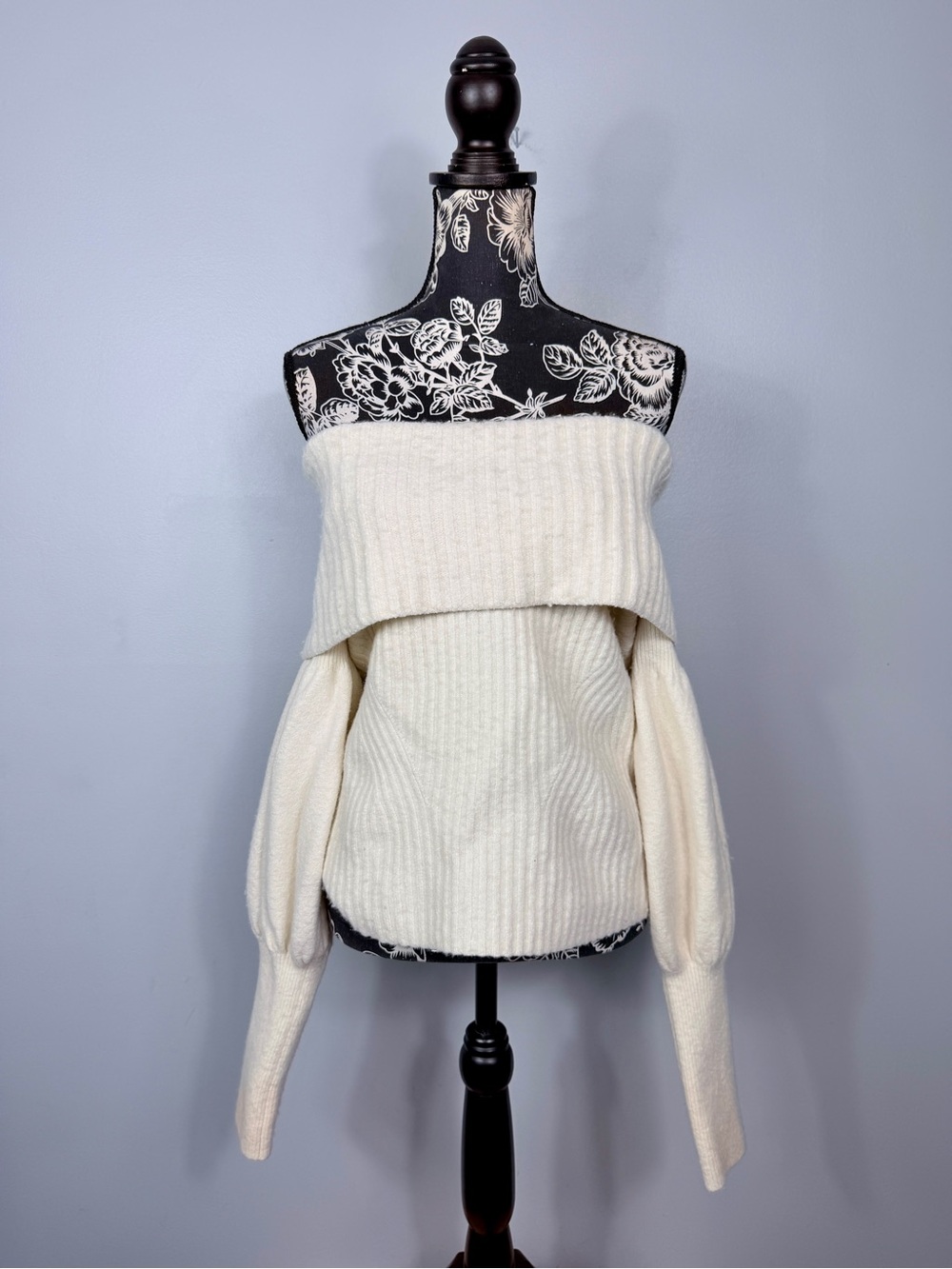 Anthropologie cream ribbed knit long puff sleeve off shoulder sweater size XL